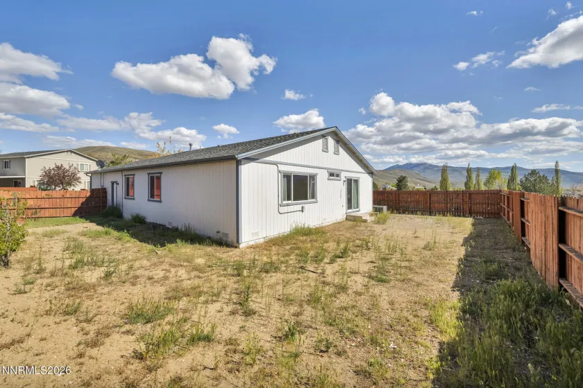 17511 Crystal Canyon, Reno, Nevada 89508, 3 Bedrooms Bedrooms, ,2 BathroomsBathrooms,Residential,Residential,Crystal Canyon,260005435