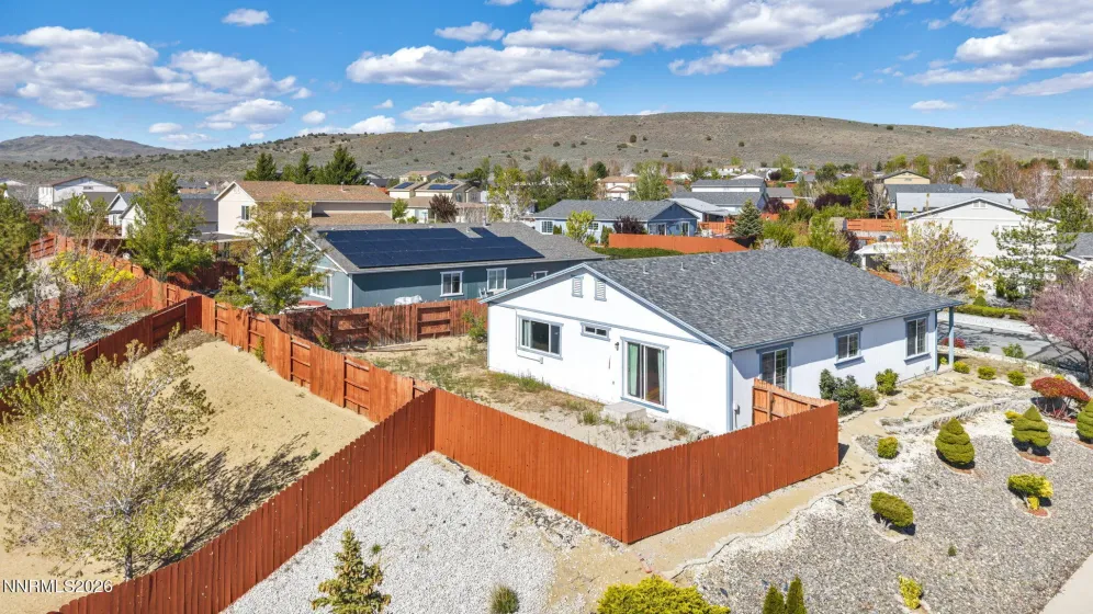 17511 Crystal Canyon, Reno, Nevada 89508, 3 Bedrooms Bedrooms, ,2 BathroomsBathrooms,Residential,Residential,Crystal Canyon,260005435