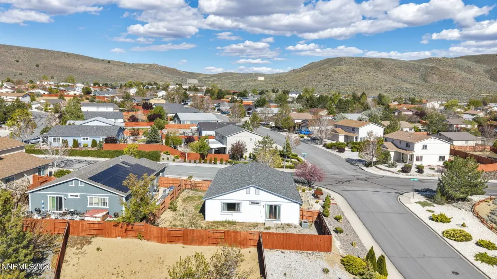 17511 Crystal Canyon, Reno, Nevada 89508, 3 Bedrooms Bedrooms, ,2 BathroomsBathrooms,Residential,Residential,Crystal Canyon,260005435