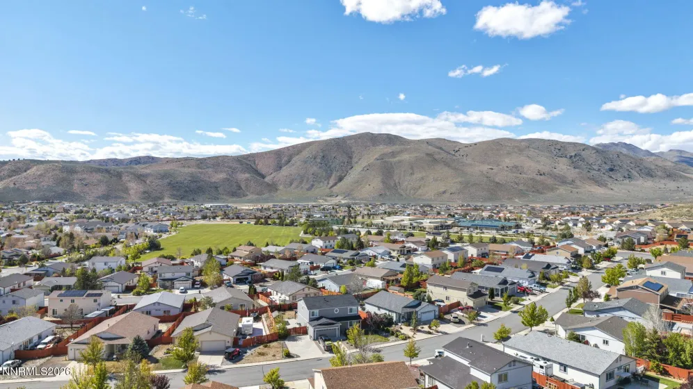 17511 Crystal Canyon, Reno, Nevada 89508, 3 Bedrooms Bedrooms, ,2 BathroomsBathrooms,Residential,Residential,Crystal Canyon,260005435