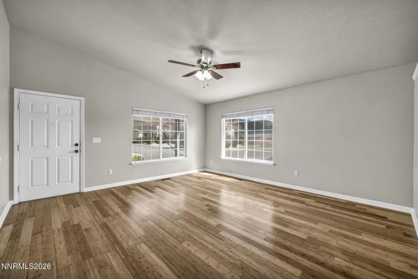 17511 Crystal Canyon, Reno, Nevada 89508, 3 Bedrooms Bedrooms, ,2 BathroomsBathrooms,Residential,Residential,Crystal Canyon,260005435