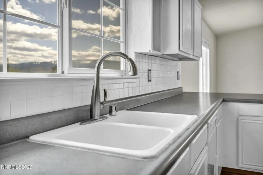 17511 Crystal Canyon, Reno, Nevada 89508, 3 Bedrooms Bedrooms, ,2 BathroomsBathrooms,Residential,Residential,Crystal Canyon,260005435