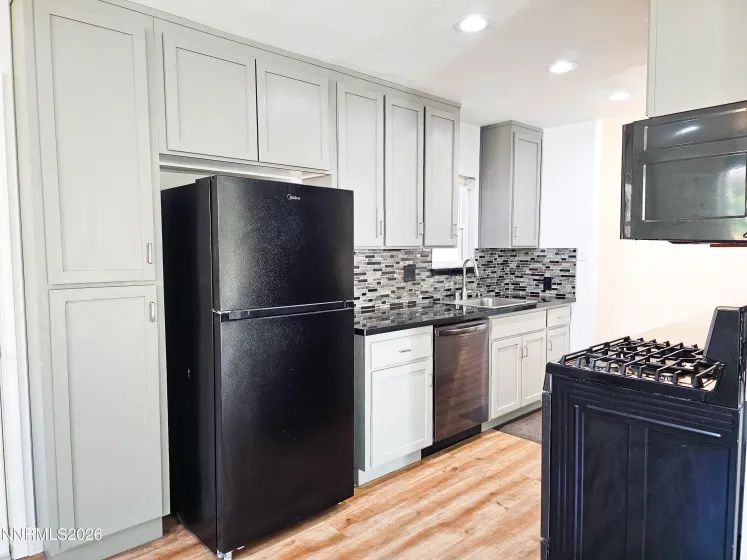 7565 Halifax, Reno, Nevada 89506, 3 Bedrooms Bedrooms, ,3 BathroomsBathrooms,Residential,Residential,Halifax,260005437