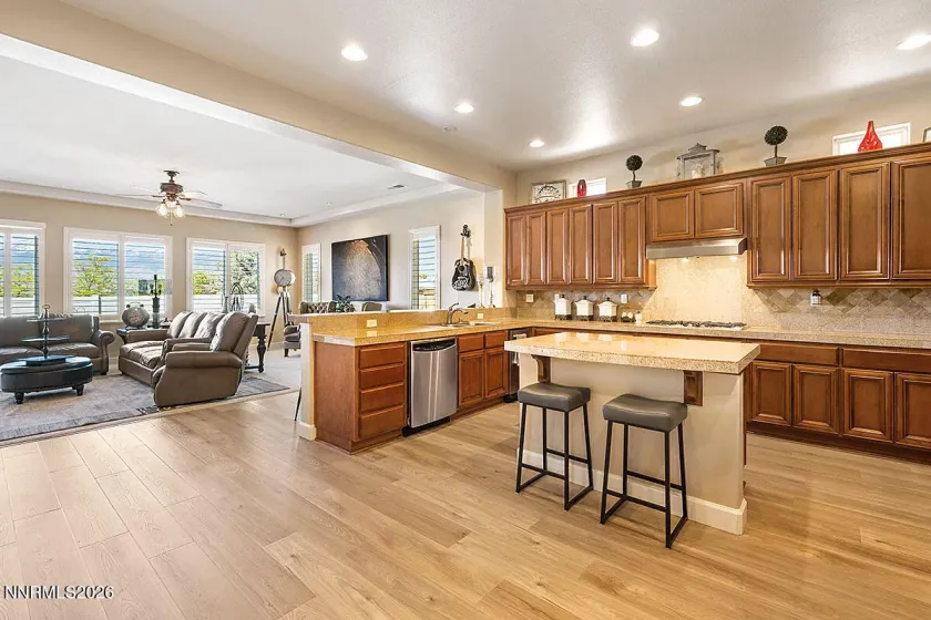 10155 Burghley, Reno, Nevada 89521, 3 Bedrooms Bedrooms, ,4 BathroomsBathrooms,Residential,Residential,Burghley,260005440