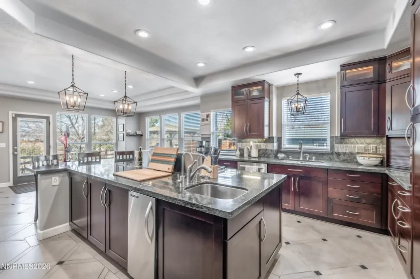 3215 Palacio, Sparks, Nevada 89436, 4 Bedrooms Bedrooms, ,3 BathroomsBathrooms,Residential,Residential,Palacio,260005441