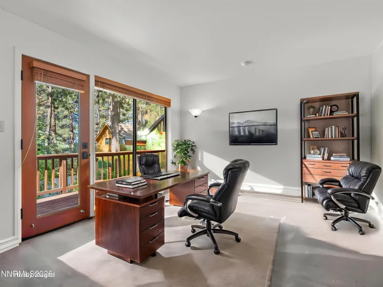 Bed/office 4