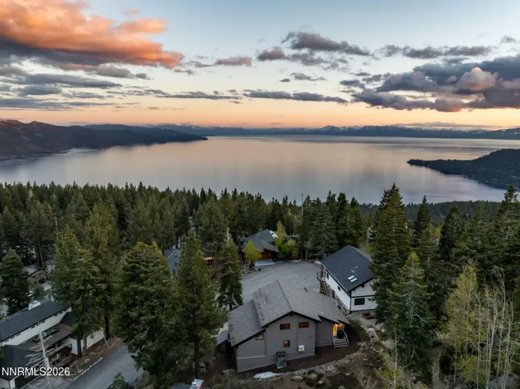 608 Dorothy, Incline Village, Nevada 89451, 3 Bedrooms Bedrooms, ,4 BathroomsBathrooms,Residential,Residential,Dorothy,0,260005449