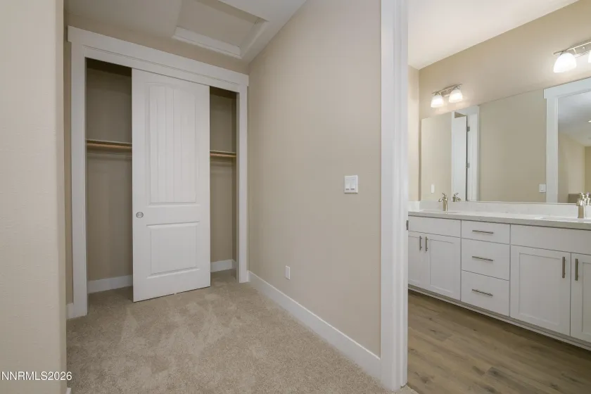 448 Golden Gate, Minden, Nevada 89423, 4 Bedrooms Bedrooms, ,4 BathroomsBathrooms,Residential,Residential,Golden Gate,0,260003414