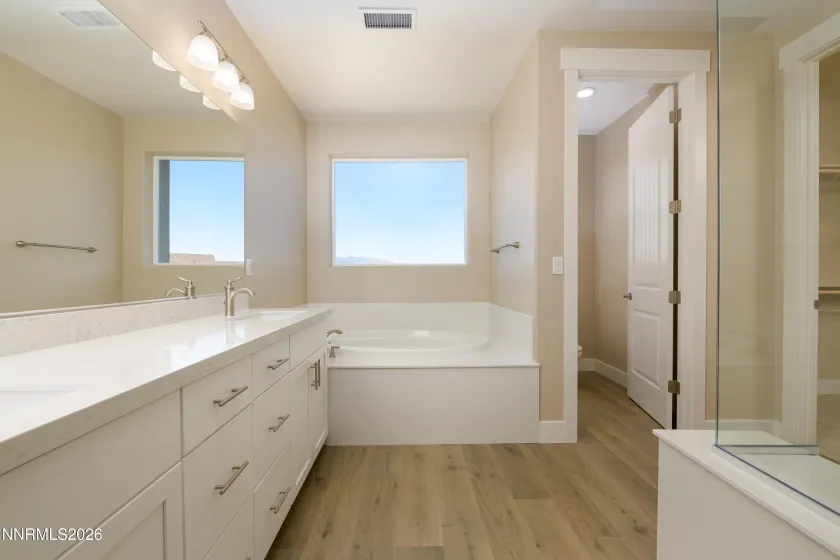 448 Golden Gate, Minden, Nevada 89423, 4 Bedrooms Bedrooms, ,4 BathroomsBathrooms,Residential,Residential,Golden Gate,0,260003414