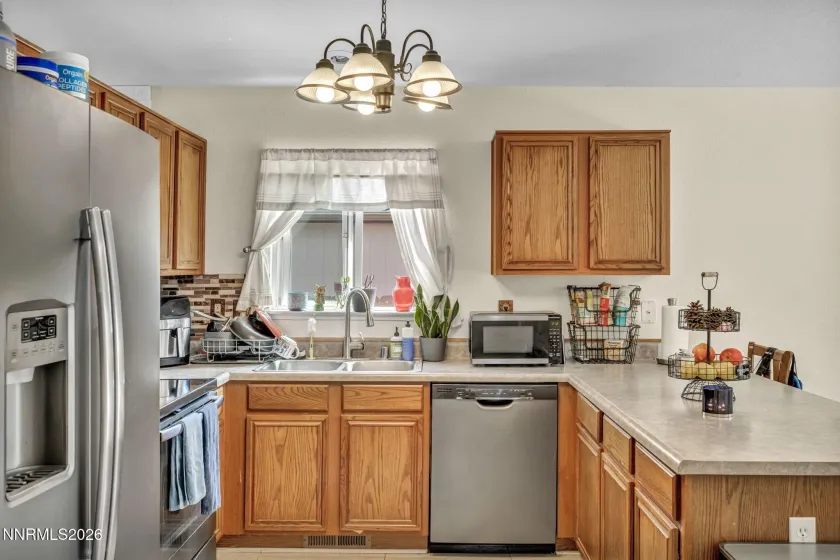 17471 Crystal Canyon, Reno, Nevada 89508, 3 Bedrooms Bedrooms, ,3 BathroomsBathrooms,Residential,Residential,Crystal Canyon,260005448