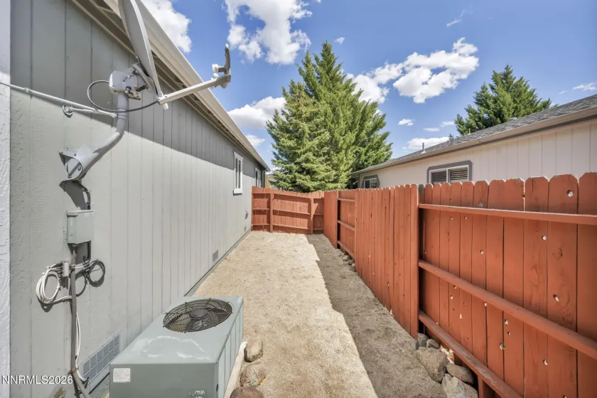 17471 Crystal Canyon, Reno, Nevada 89508, 3 Bedrooms Bedrooms, ,3 BathroomsBathrooms,Residential,Residential,Crystal Canyon,260005448