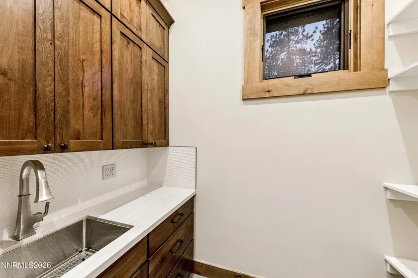 195 Cartwright, Carson City, Nevada 89705, 4 Bedrooms Bedrooms, ,4 BathroomsBathrooms,Residential,Residential,Cartwright,260005454