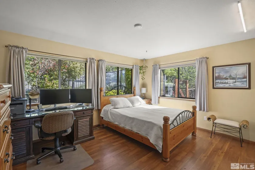 3075 Markridge, Reno, Nevada 89509, 5 Bedrooms Bedrooms, ,3 BathroomsBathrooms,Residential,Residential,Markridge,260005458