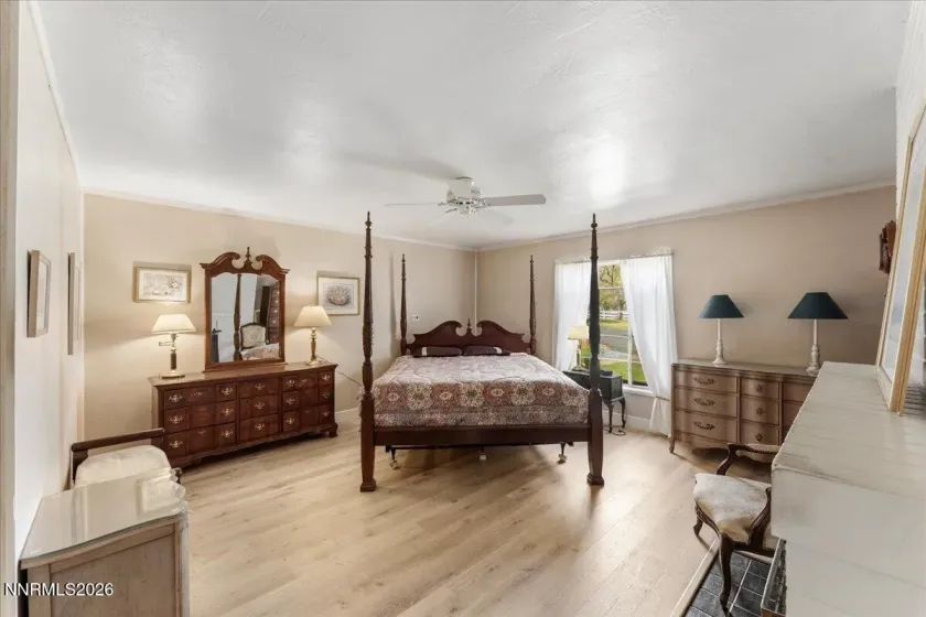 3850 Plumas, Reno, Nevada 89509, 8 Bedrooms Bedrooms, ,5 BathroomsBathrooms,Residential,Residential,Plumas,260005460