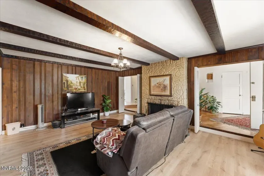3850 Plumas, Reno, Nevada 89509, 8 Bedrooms Bedrooms, ,5 BathroomsBathrooms,Residential,Residential,Plumas,260005460