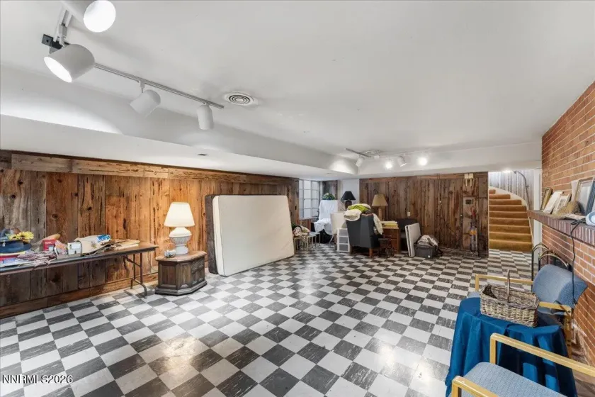 3850 Plumas, Reno, Nevada 89509, 8 Bedrooms Bedrooms, ,5 BathroomsBathrooms,Residential,Residential,Plumas,260005460