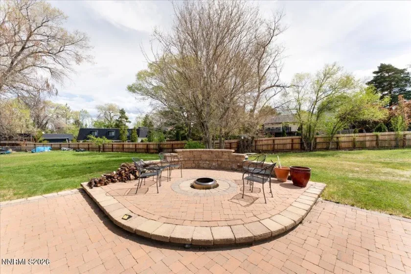 3850 Plumas, Reno, Nevada 89509, 8 Bedrooms Bedrooms, ,5 BathroomsBathrooms,Residential,Residential,Plumas,260005460