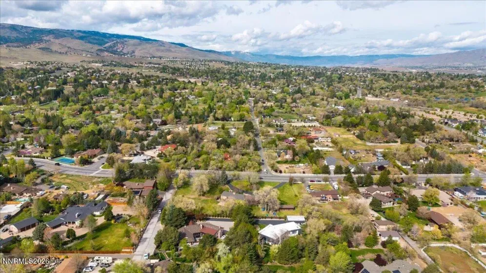 3850 Plumas, Reno, Nevada 89509, 8 Bedrooms Bedrooms, ,5 BathroomsBathrooms,Residential,Residential,Plumas,260005460