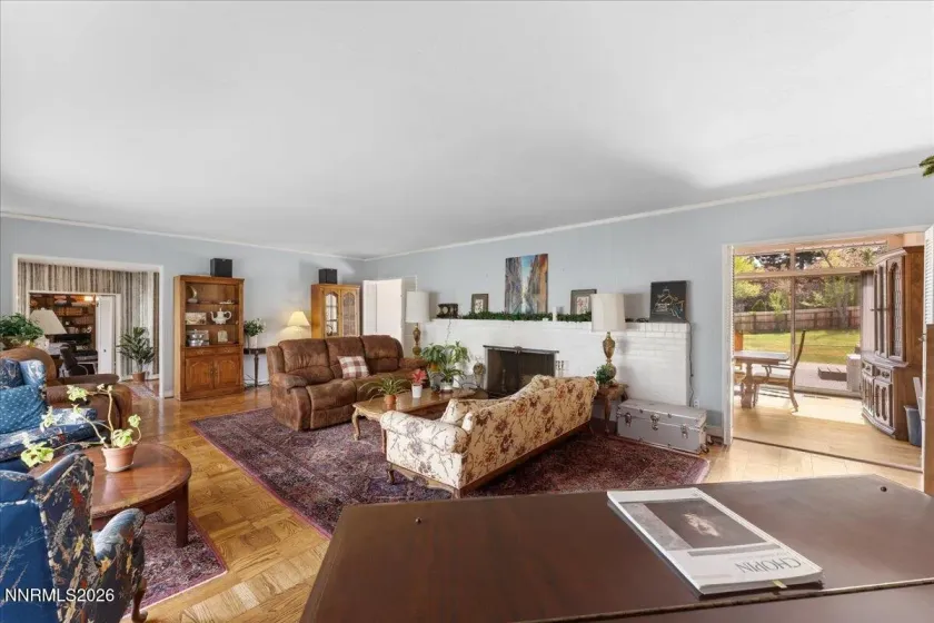 3850 Plumas, Reno, Nevada 89509, 8 Bedrooms Bedrooms, ,5 BathroomsBathrooms,Residential,Residential,Plumas,260005460
