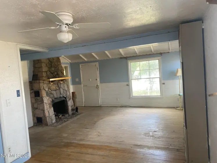 703 Elm, Carson City, Nevada 89703, 2 Bedrooms Bedrooms, ,1 BathroomBathrooms,Residential,Residential,Elm,260005461
