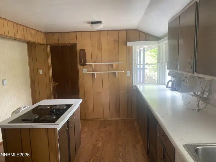 703 Elm, Carson City, Nevada 89703, 2 Bedrooms Bedrooms, ,1 BathroomBathrooms,Residential,Residential,Elm,260005461