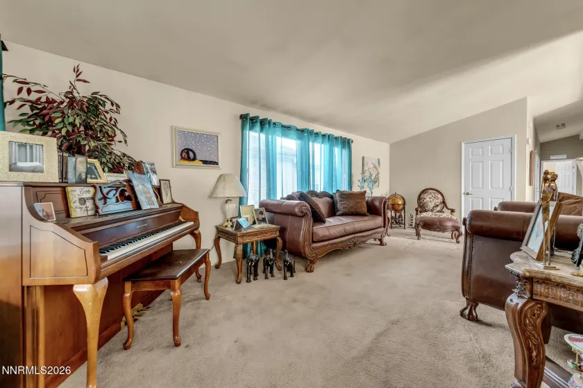 55 Cour De La Cedrant, Sparks, Nevada 89434, 3 Bedrooms Bedrooms, ,2 BathroomsBathrooms,Residential,Residential,Cour De La Cedrant,260005463