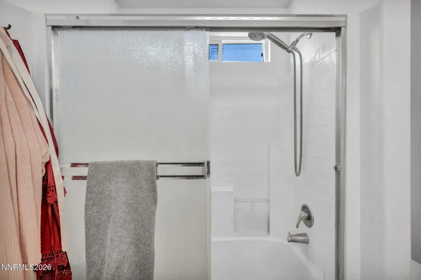 111 Relief Springs, Fernley, Nevada 89408, 3 Bedrooms Bedrooms, ,2 BathroomsBathrooms,Residential,Residential,Relief Springs,260005470
