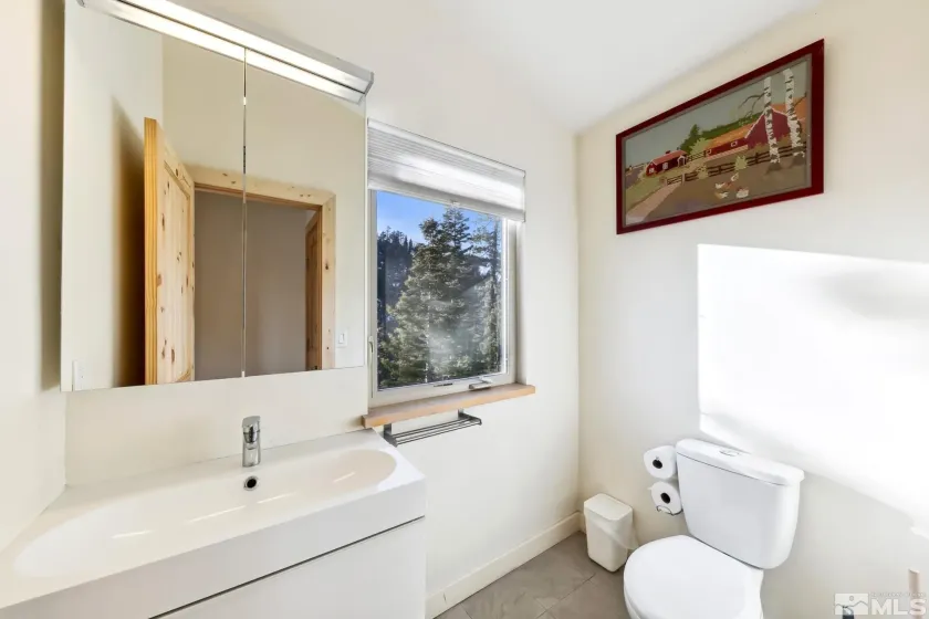 332 Barton, Stateline, Nevada 89449, 6 Bedrooms Bedrooms, ,4 BathroomsBathrooms,Residential,Residential,Barton,260005473
