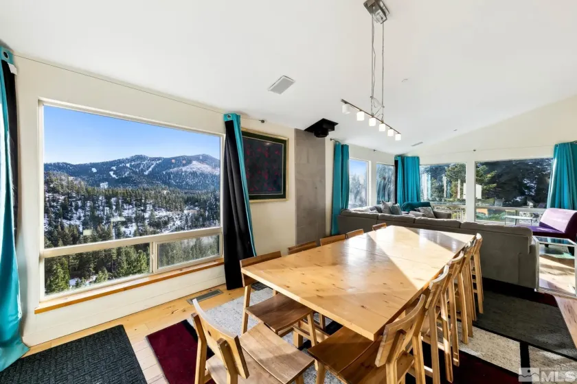 332 Barton, Stateline, Nevada 89449, 6 Bedrooms Bedrooms, ,4 BathroomsBathrooms,Residential,Residential,Barton,260005473