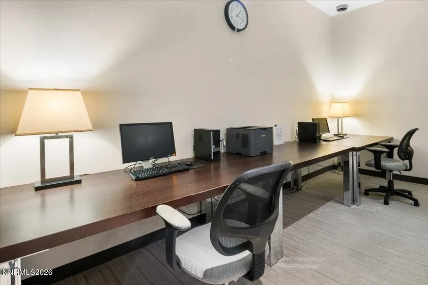 255 Sierra, Reno, Nevada 89501, 2 Bedrooms Bedrooms, ,3 BathroomsBathrooms,Residential,Residential,Sierra,260005474