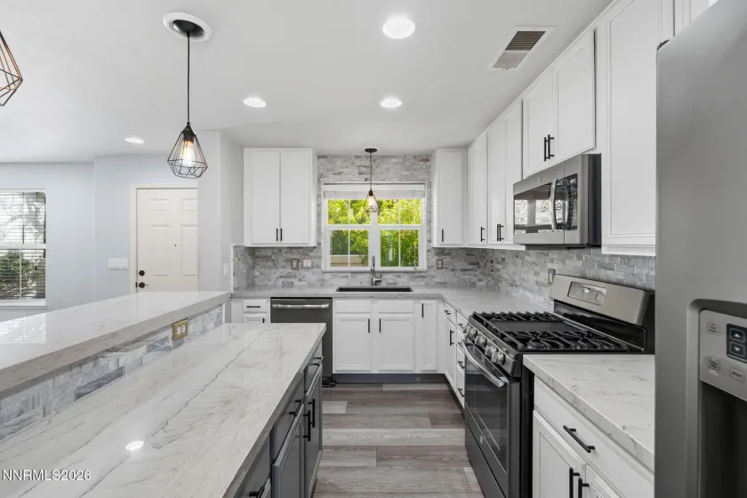 7648 Stone Bluff, Reno, Nevada 89523, 3 Bedrooms Bedrooms, ,3 BathroomsBathrooms,Residential,Residential,Stone Bluff,260005475