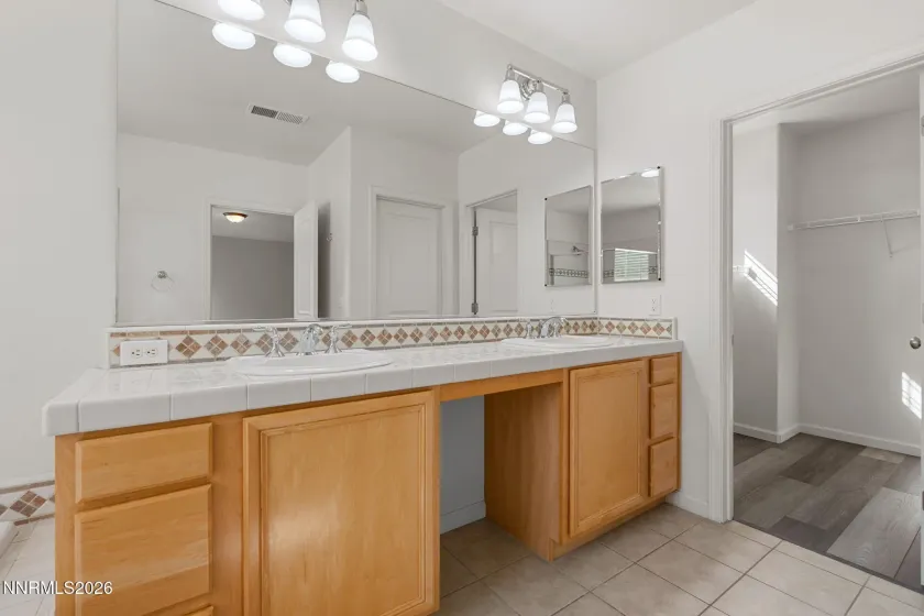 7648 Stone Bluff, Reno, Nevada 89523, 3 Bedrooms Bedrooms, ,3 BathroomsBathrooms,Residential,Residential,Stone Bluff,260005475