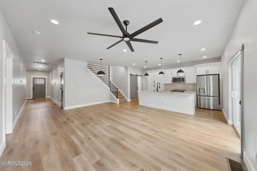 2605 Platinum, Elko, Nevada 89801, 5 Bedrooms Bedrooms, ,3 BathroomsBathrooms,Residential,Residential,Platinum,260005472