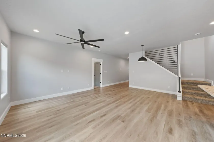 2605 Platinum, Elko, Nevada 89801, 5 Bedrooms Bedrooms, ,3 BathroomsBathrooms,Residential,Residential,Platinum,260005472
