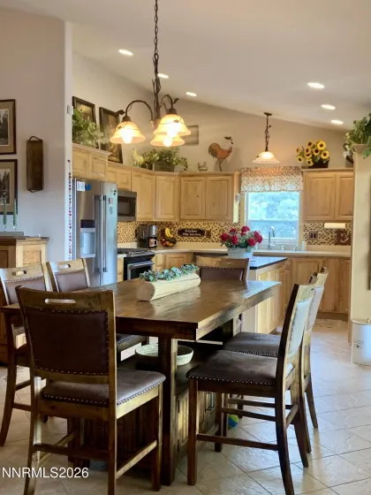 1530 Moss, Gardnerville, Nevada 89410, 3 Bedrooms Bedrooms, ,3 BathroomsBathrooms,Residential,Residential,Moss,260005477