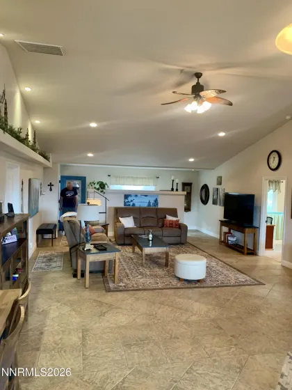 1530 Moss, Gardnerville, Nevada 89410, 3 Bedrooms Bedrooms, ,3 BathroomsBathrooms,Residential,Residential,Moss,260005477