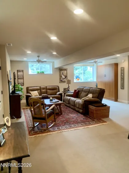 1530 Moss, Gardnerville, Nevada 89410, 3 Bedrooms Bedrooms, ,3 BathroomsBathrooms,Residential,Residential,Moss,260005477