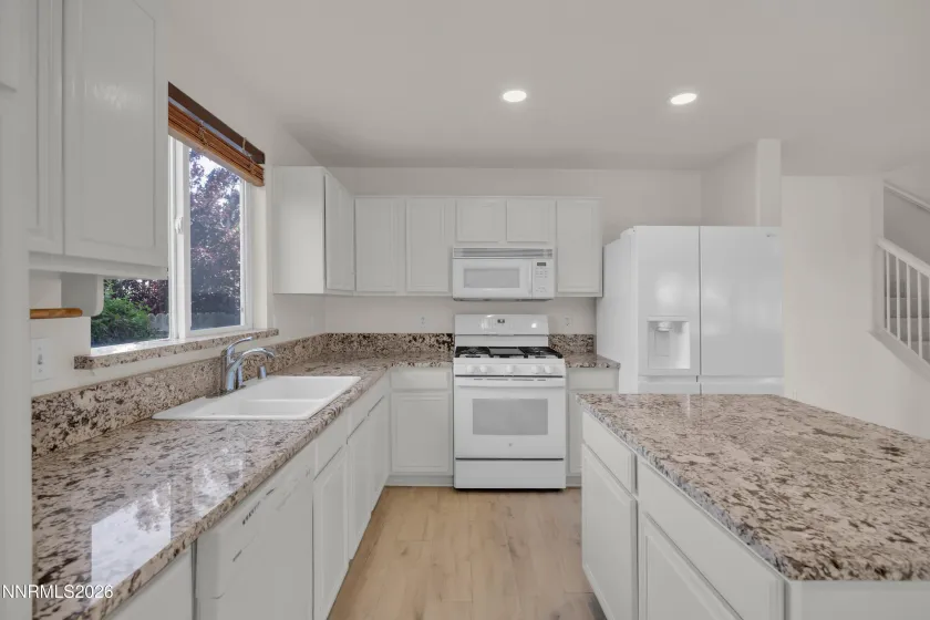 4065 Kings Row, Reno, Nevada 89503, 4 Bedrooms Bedrooms, ,3 BathroomsBathrooms,Residential,Residential,Kings Row,260005478