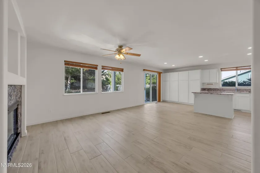 4065 Kings Row, Reno, Nevada 89503, 4 Bedrooms Bedrooms, ,3 BathroomsBathrooms,Residential,Residential,Kings Row,260005478