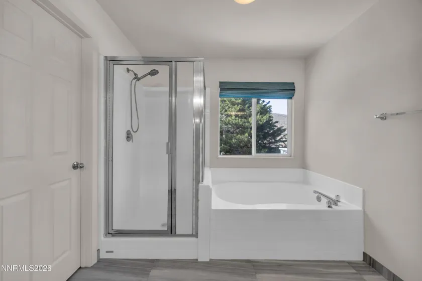 4065 Kings Row, Reno, Nevada 89503, 4 Bedrooms Bedrooms, ,3 BathroomsBathrooms,Residential,Residential,Kings Row,260005478
