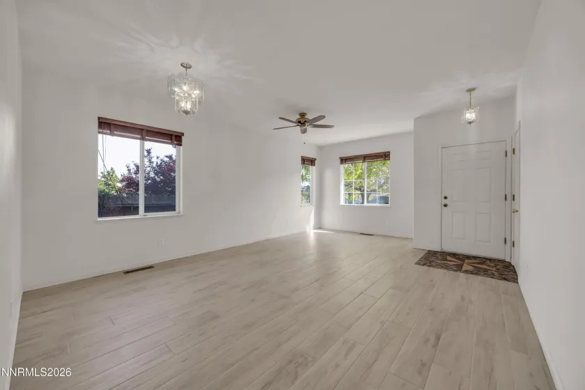4065 Kings Row, Reno, Nevada 89503, 4 Bedrooms Bedrooms, ,3 BathroomsBathrooms,Residential,Residential,Kings Row,260005478