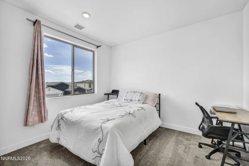 2926 Earthstone, Sparks, Nevada 89436, 4 Bedrooms Bedrooms, ,3 BathroomsBathrooms,Residential,Residential,Earthstone,260005483