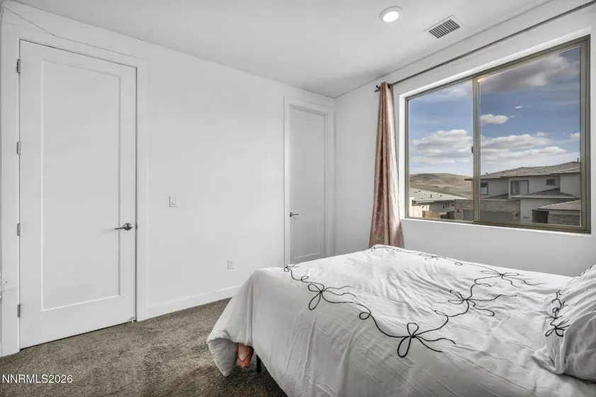 2926 Earthstone, Sparks, Nevada 89436, 4 Bedrooms Bedrooms, ,3 BathroomsBathrooms,Residential,Residential,Earthstone,260005483