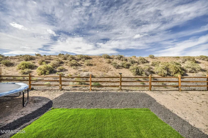 2926 Earthstone, Sparks, Nevada 89436, 4 Bedrooms Bedrooms, ,3 BathroomsBathrooms,Residential,Residential,Earthstone,260005483