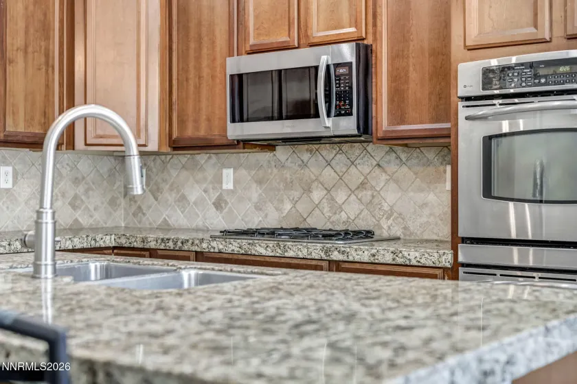 7305 Windswept, Sparks, Nevada 89436, 4 Bedrooms Bedrooms, ,3 BathroomsBathrooms,Residential,Residential,Windswept,260005484