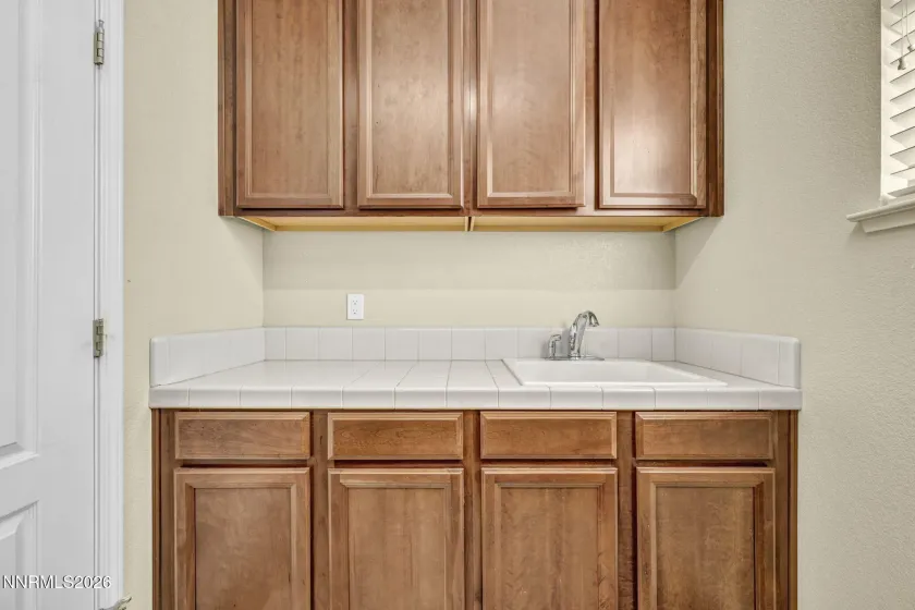 7305 Windswept, Sparks, Nevada 89436, 4 Bedrooms Bedrooms, ,3 BathroomsBathrooms,Residential,Residential,Windswept,260005484