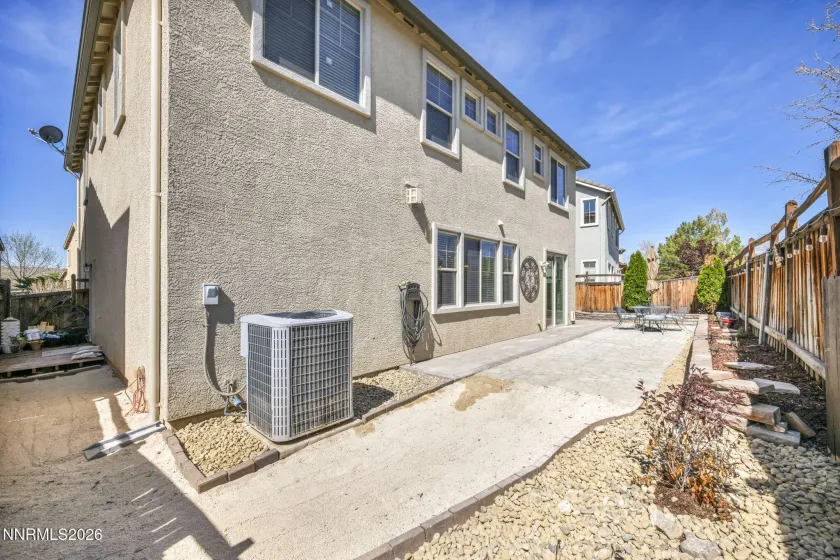 7305 Windswept, Sparks, Nevada 89436, 4 Bedrooms Bedrooms, ,3 BathroomsBathrooms,Residential,Residential,Windswept,260005484