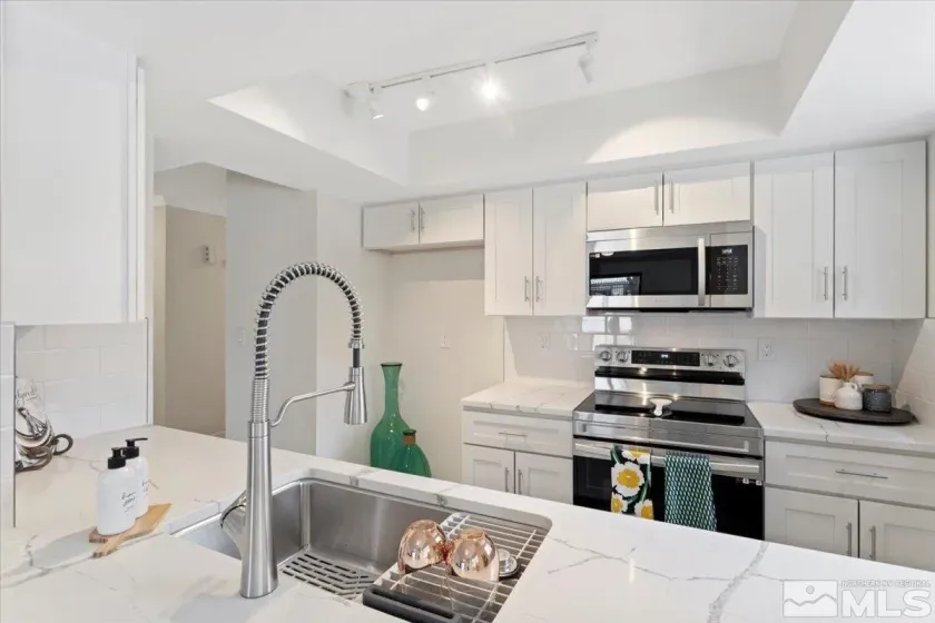 2380 Roundhouse, Sparks, Nevada 89431, 2 Bedrooms Bedrooms, ,2 BathroomsBathrooms,Residential,Residential,Roundhouse,250000058