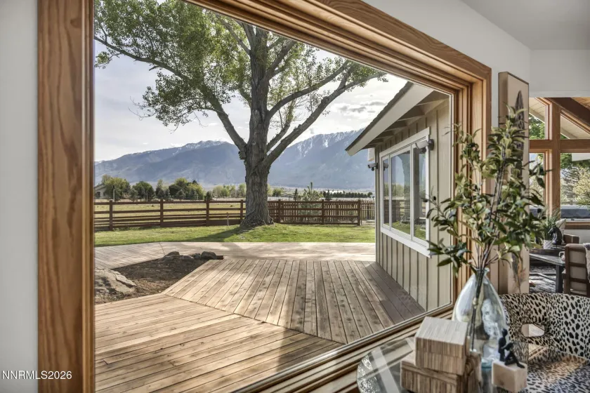 1097 Meadowlark, Gardnerville, Nevada 89460, 5 Bedrooms Bedrooms, ,3 BathroomsBathrooms,Residential,Residential,Meadowlark,260005485