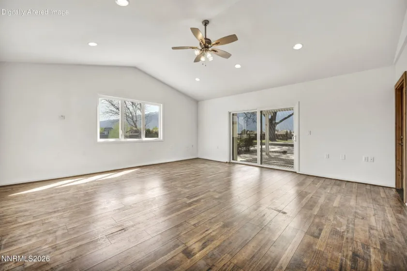 1097 Meadowlark, Gardnerville, Nevada 89460, 5 Bedrooms Bedrooms, ,3 BathroomsBathrooms,Residential,Residential,Meadowlark,260005485